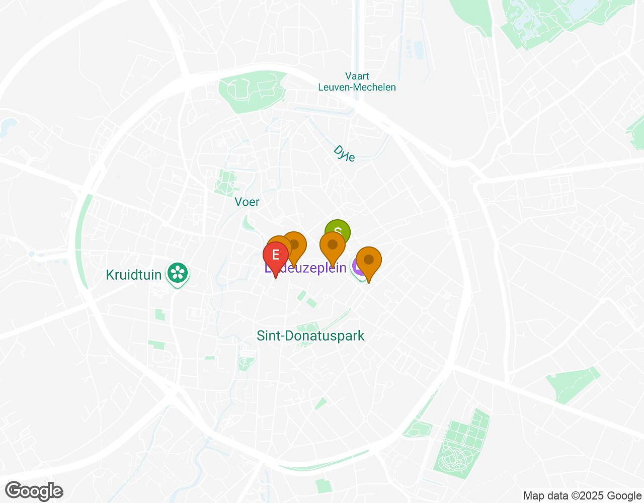 Carte interactive pour Sauvons le Marsupilami! LOUVAIN indiquant le point de départ, le point d'arrivée et les points d'intérêt