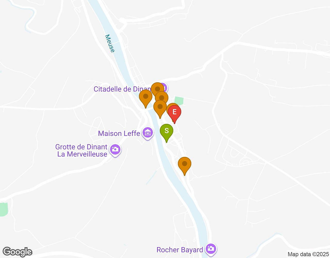Carte interactive pour L'Alchimiste DINANT indiquant le point de départ, le point d'arrivée et les points d'intérêt