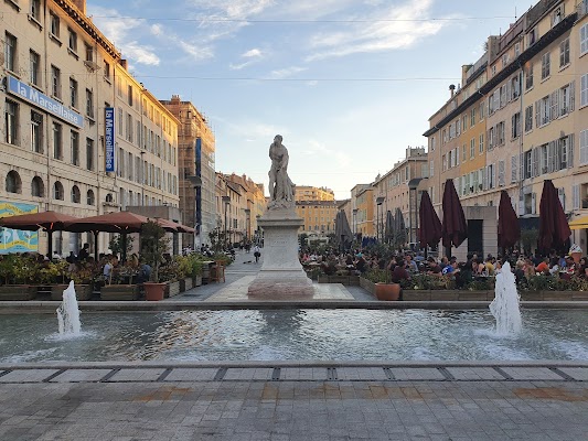Cours Honoré-d'Estienne-d'Orves