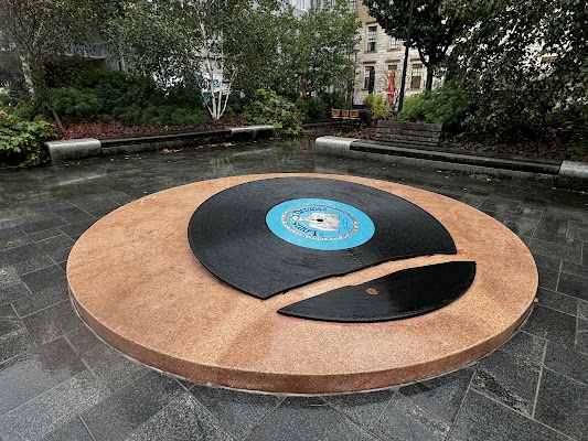 Louis Davids monument