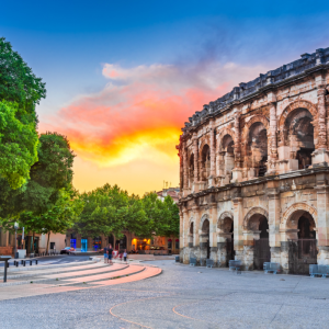 2) Un city trip à Nîmes, "la Rome française" 🏟