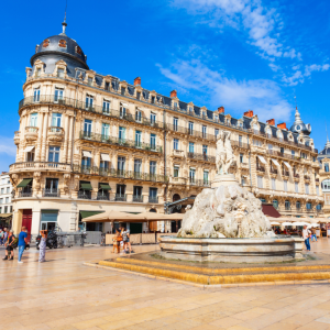 3) Un city trip à Montpellier, la "Surdouée" 🤓