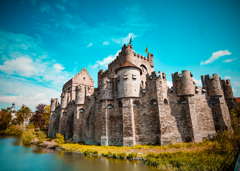 2. Château des comtes à Gand