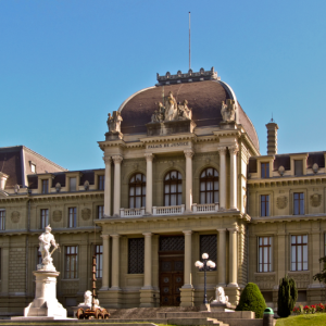 4. Le Palais de Justice de Montbenon