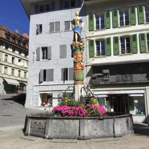5. Place de la Louve