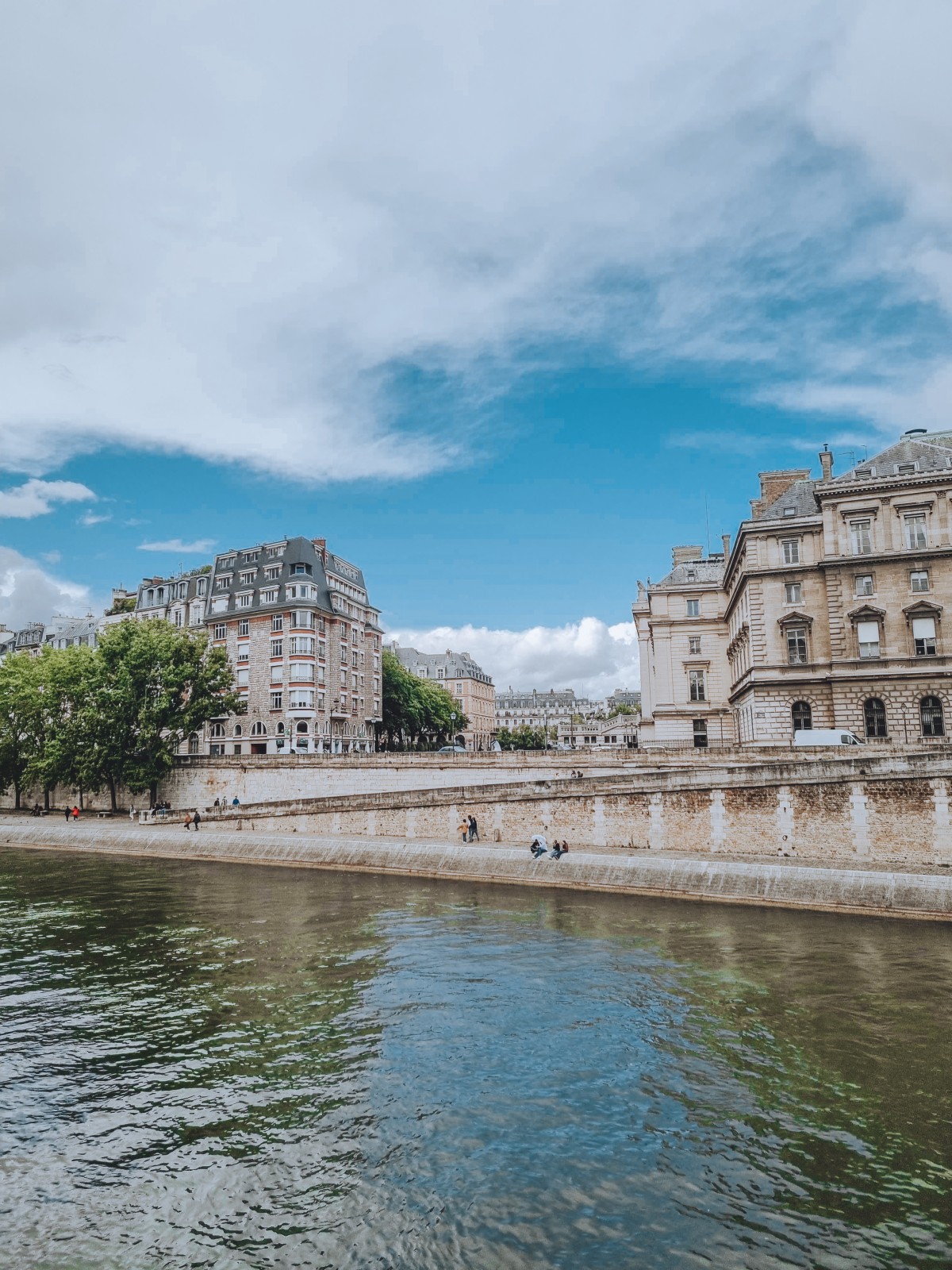 City-tour de Paris, croisière sur la Seine et visite de la Tour Eiffel et  du Louvre – Smartbox