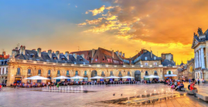 5) Dijon ou "la ville historique et gourmande"