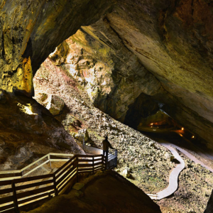1/ Grottes du Cerdon !