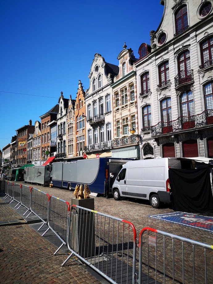IJzerenleen, Mechelen's Champs Elysées - Mechelen