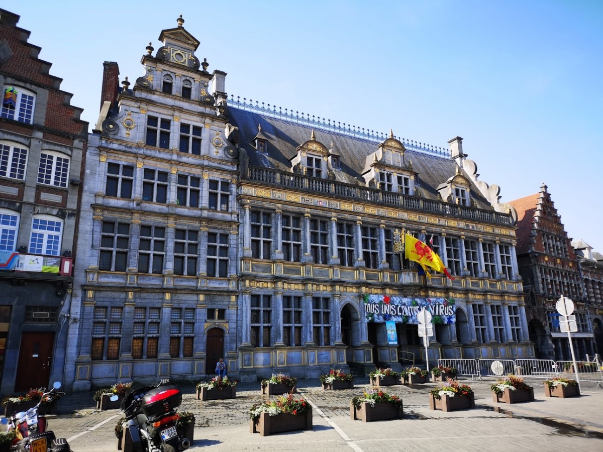 Halle aux draps - Tournai