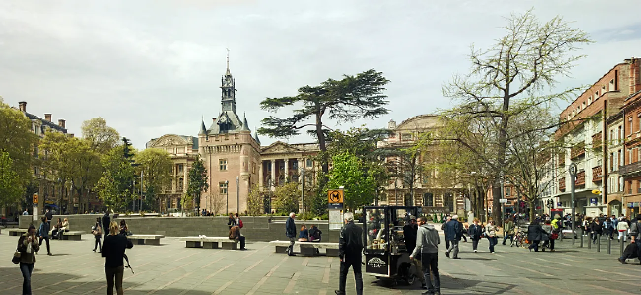 Square Charles-de-Gaulle