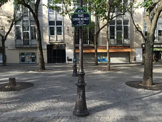 Place Edmond Michelet
