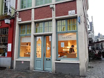 Gallery Pont & Plas