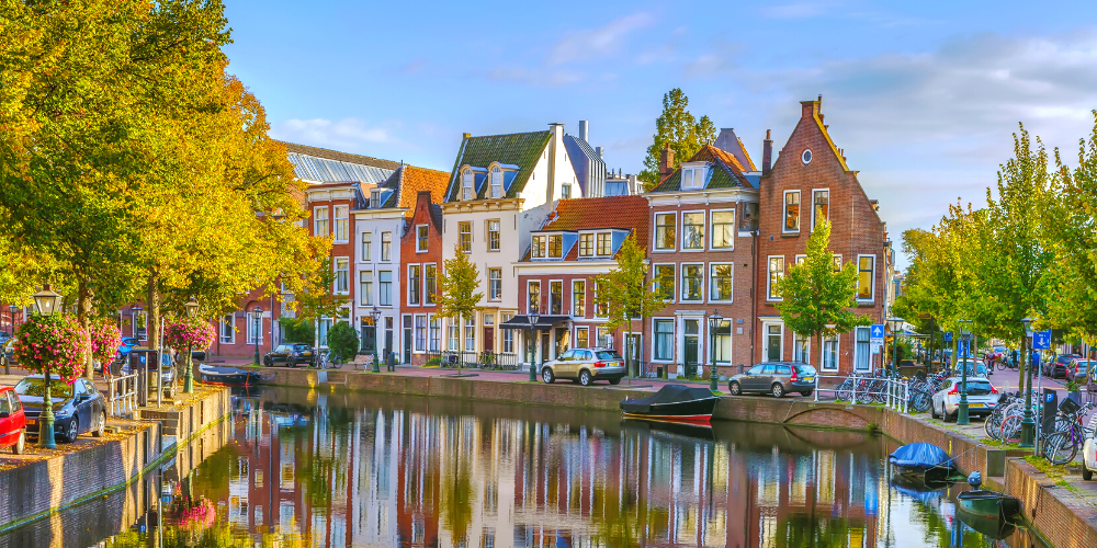 Visitez les Pays-Bas et la Hollande en jouant